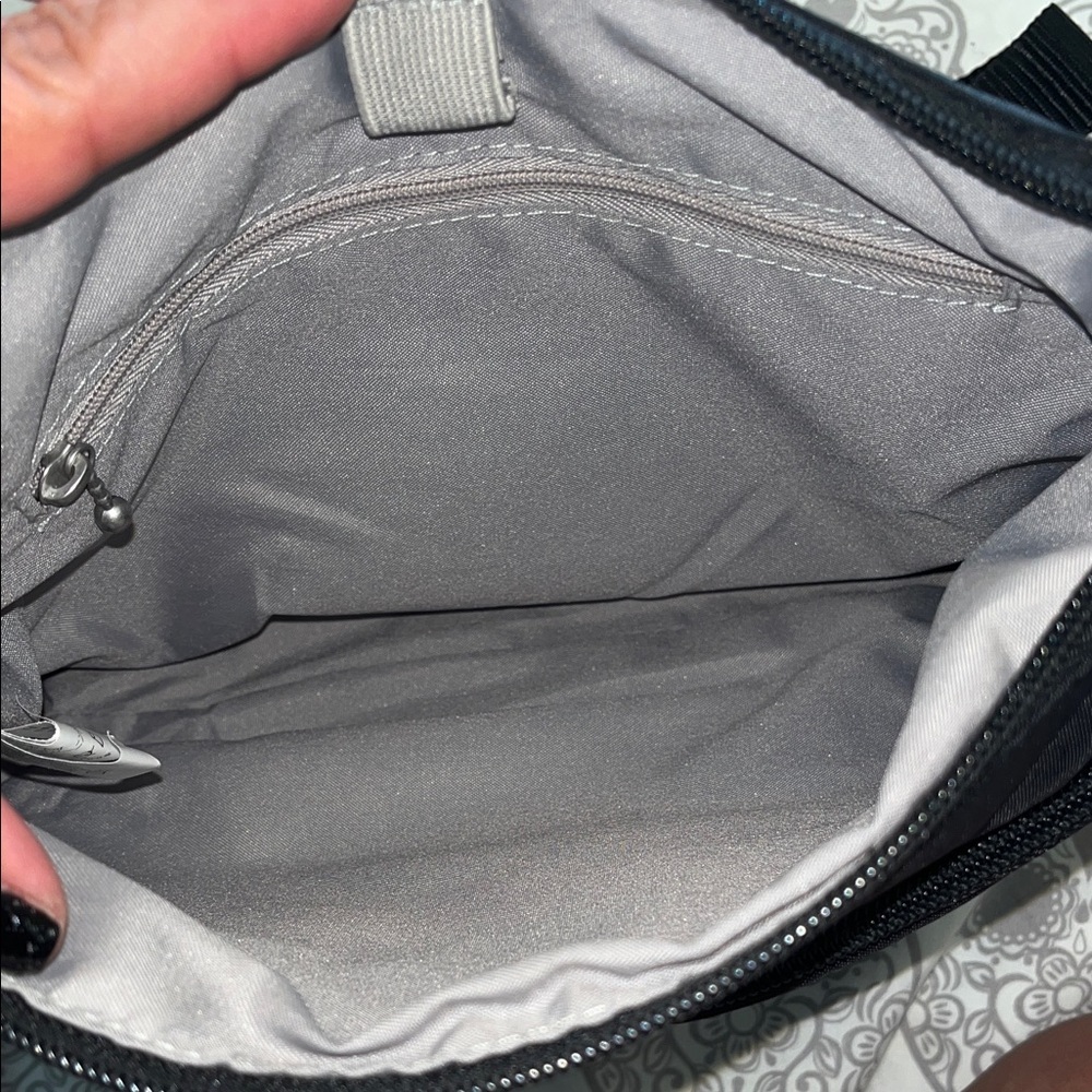 Baggallini Joey Large Crossbody Black - Picture 10 of 12